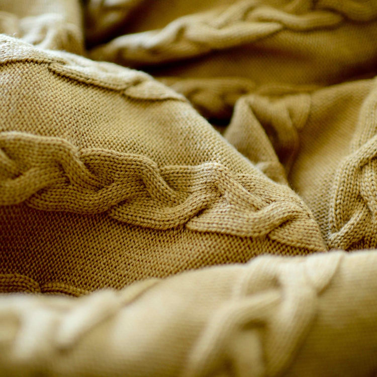 Decke 140x180cm Zopf, camel - Lenz & Leif