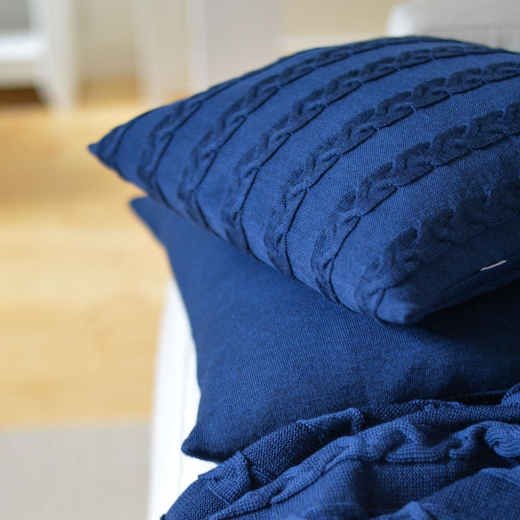 Kissenhülle 40x40cm Zopf, dunkelblau - Lenz & Leif