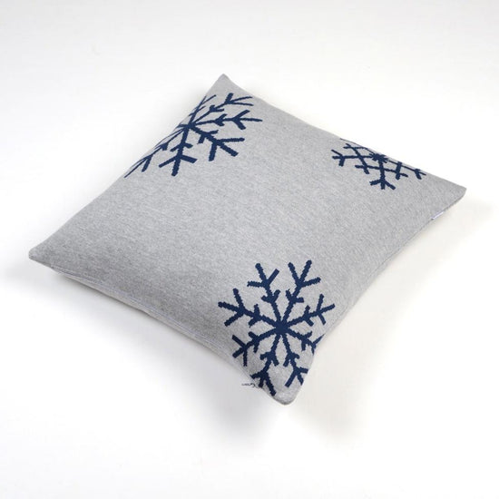 Kissenhülle 50x50cm Snowflakes, grau/blau - Lenz & Leif