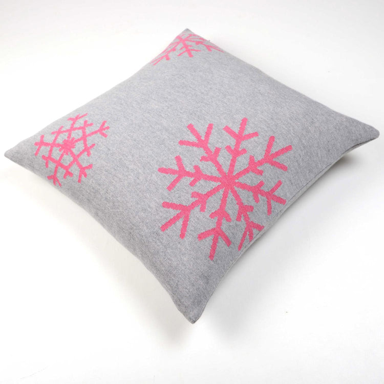 Kissenhülle 50x50cm Snowflakes, grau/magenta - Lenz & Leif