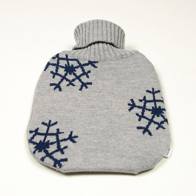 Wärmflasche Snowflakes, grau/blau - Lenz & Leif