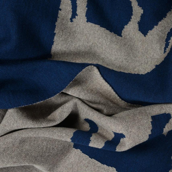 Decke 140x180cm Dogs, beige/dunkelblau - Lenz & Leif