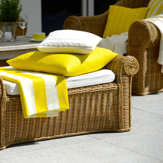 Decke 140x180cm Stripes, gelb/weiß - Lenz & Leif