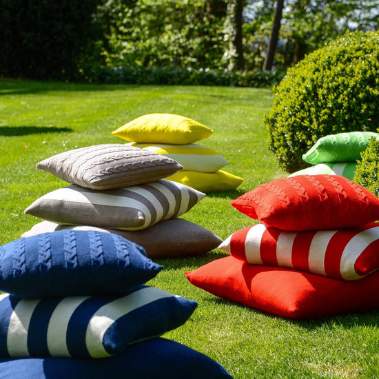 Kissenhülle 50x50cm Stripes, dunkelblau/weiß - Lenz & Leif