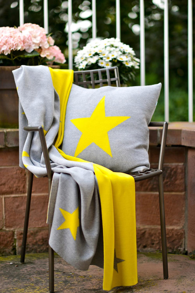 Decke 140x180cm Stars, grau/gelb - Lenz & Leif