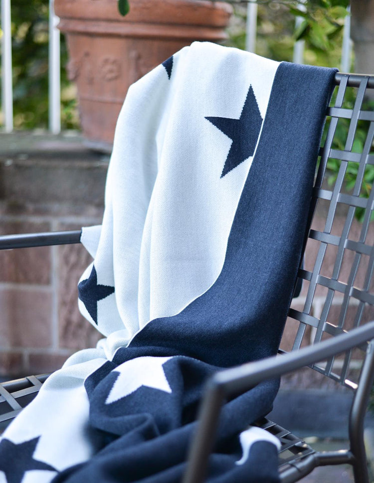 Decke 140x180cm Stars, weiß/dunkelgrau - Lenz & Leif