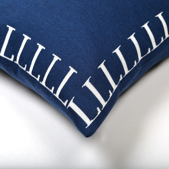Kissenhülle 50x50cm LLLL, dunkelblau/weiß - Lenz & Leif