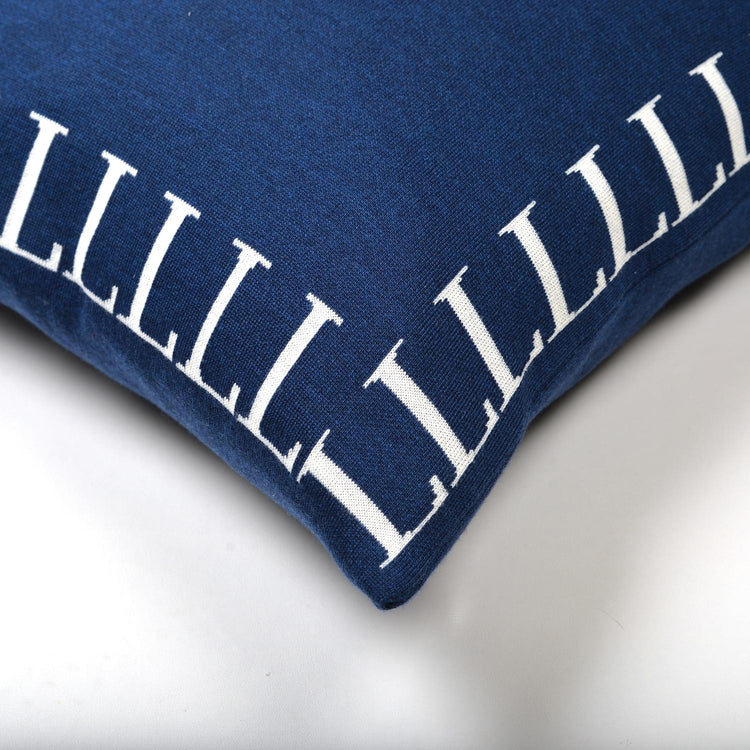 Kissenhülle 50x50cm LLLL, dunkelblau/weiß - Lenz & Leif