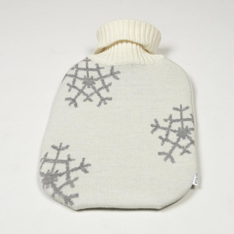 Wärmflasche Snowflakes, weiß/grau - Lenz & Leif
