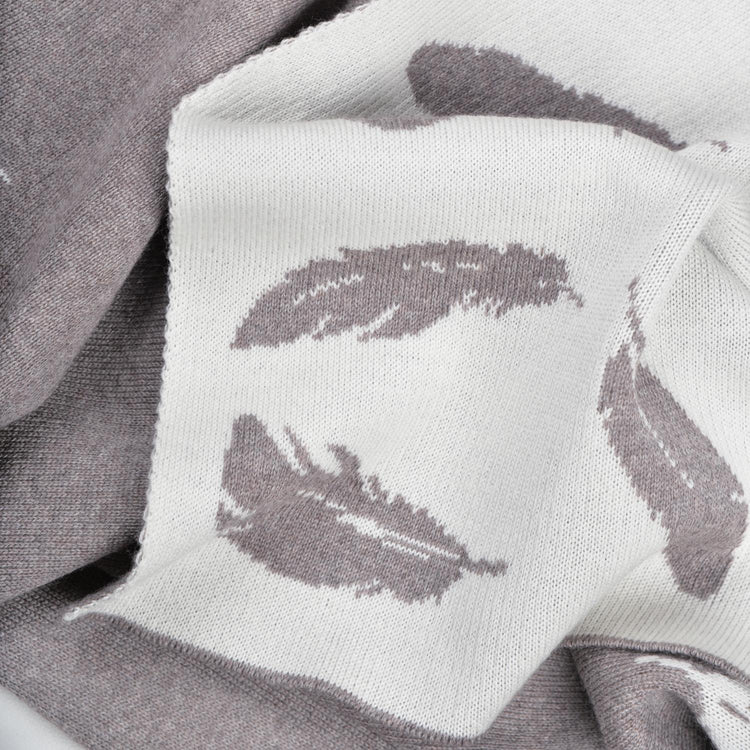 Blanket 140x180cm Feather, beige / white